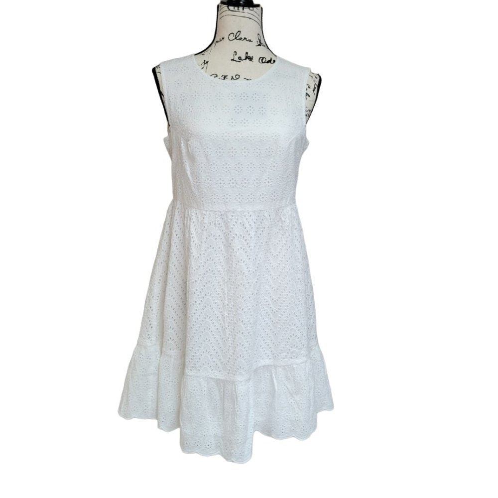 Vineyard Vines Allamanda White Eyelet Dress - Size 8